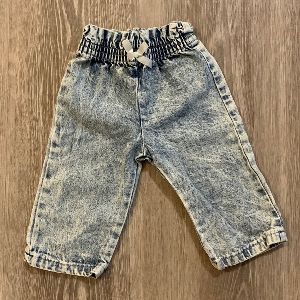 Vintage acid wash baby jeans!
